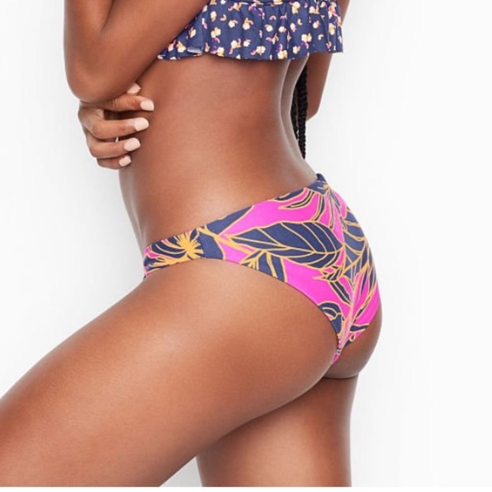 Maaji Reversible Floral Bikini Bottom 👙☀️